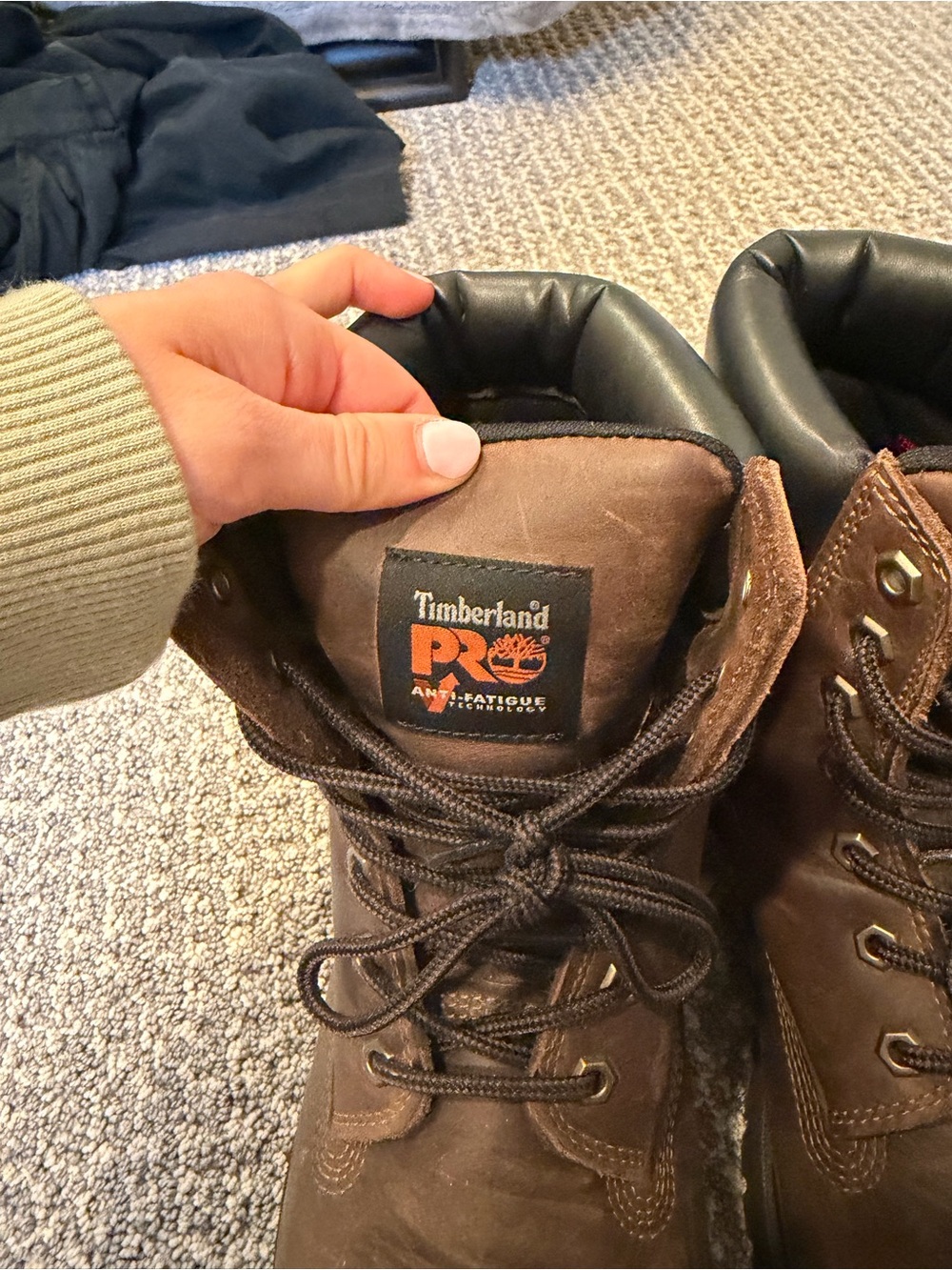 Timberland Brown Leather Men's Work Boots with Black Collar - Picture 3 of 6